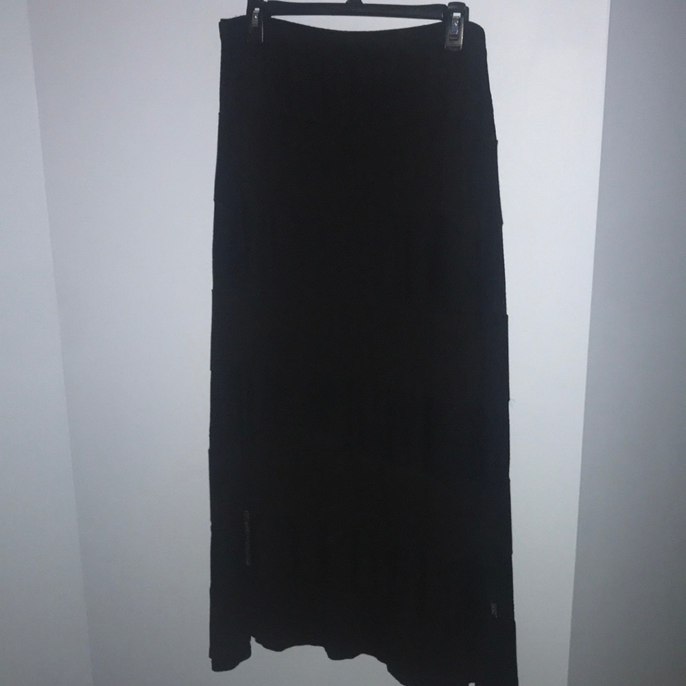 Long black skirt